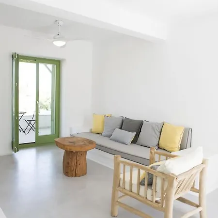 Seaside Paros Beach House Green